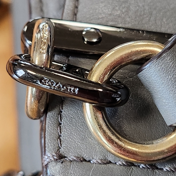 Coach 1941 Dreamer - Picture 6 of 14